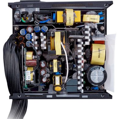 Блок питания Cooler Master MWE 750 BRONZE V2 230V (MPE-7501-ACABW-B) фото