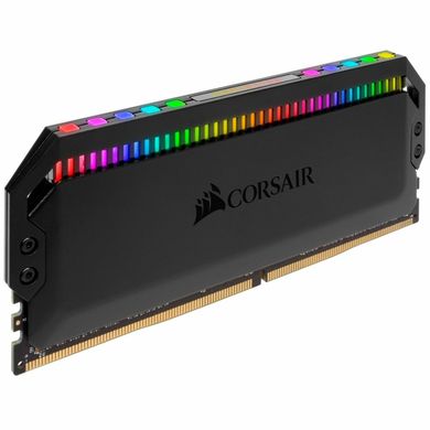 Оперативна пам'ять Corsair 16 GB (2x8GB) DDR4 3200 MHz Dominator Platinum RGB Black (CMT16GX4M2E3200C16) фото