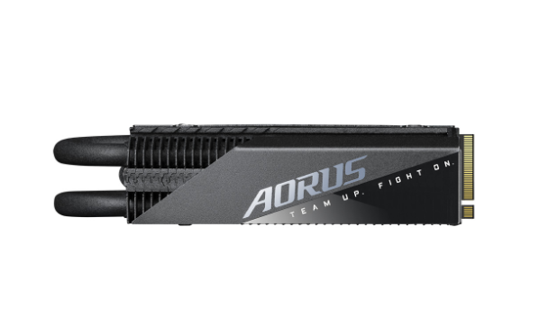 SSD накопитель GIGABYTE AORUS Gen4 7000s Prem 1TB (GP-AG70S1TB-P) фото
