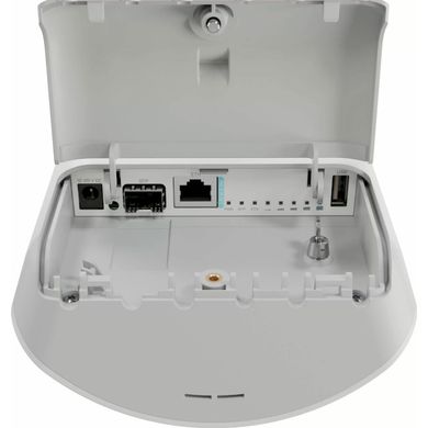 Маршрутизатор та Wi-Fi роутер Mikrotik mANTBox ax 15s (L22UGS-5HaxD2HaxD-15S) фото