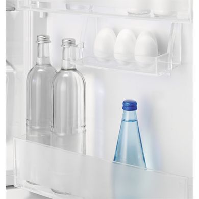 Встраиваемые холодильники Electrolux RNT3FF18S фото