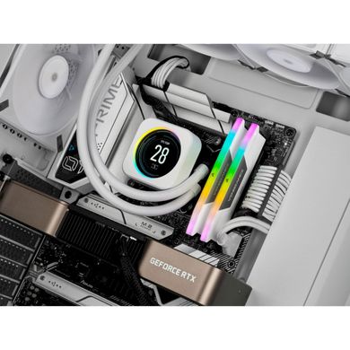 Оперативна пам'ять Corsair 32GB (2x16GB) DDR5 5200MHz VENGEANCE RGB White (CMH32GX5M2B5200C40W) фото
