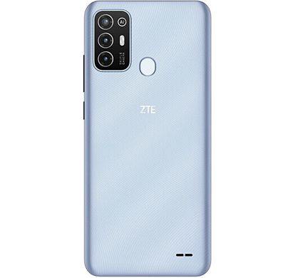 Смартфон ZTE Blade A52 4/64GB Crystal Blue фото