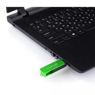 Flash память Exceleram P2 Black/Green USB 2.0 EXP2U2GRB32 фото