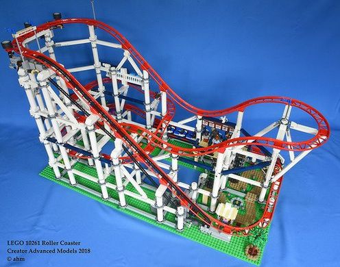 Конструктор LEGO Lego Roller Coaster 10261 фото