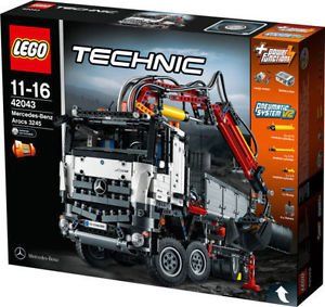 Конструктор LEGO LEGO Technic Mercedes-Benz Arocs (42043) фото