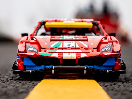 Конструктор LEGO LEGO Technic Ferrari 488 GTE AF Corse №51 (42125) фото
