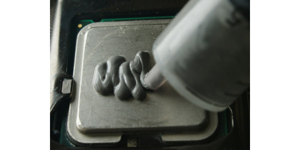 Как правильно наносить термопасту