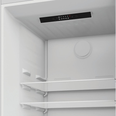 Indesit INK 25402 S4E