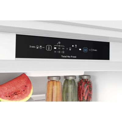 Indesit INC18 T311