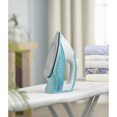 Russell Hobbs Light & Easy Iron 26470-56