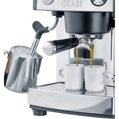 Graef Baronessa ES 902