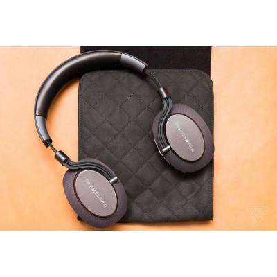 Bowers & Wilkins PX Space Grey
