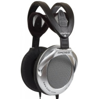 Koss UR40