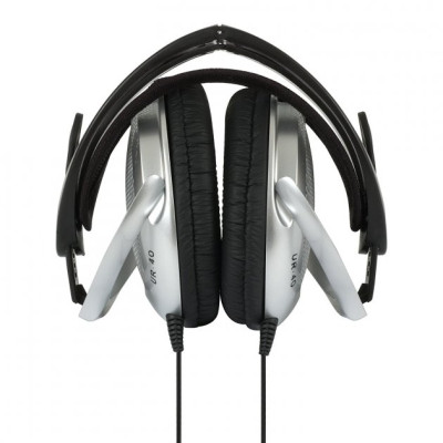 Koss UR40