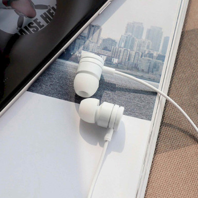 Borofone BM31 Mysterious White (BM31W)