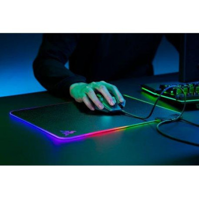 Razer Firefly V2 (RZ02-03020100-R3M1)