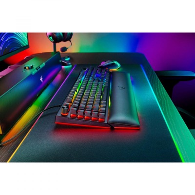 Razer BlackWidow V4 PRO Green Switch (RZ03-04680100-R3M1)