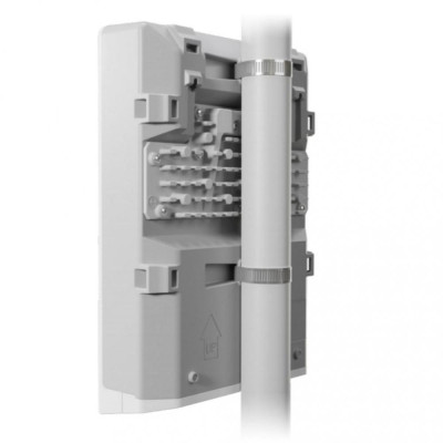 Mikrotik netPower Lite 7R CSS610-1Gi-7R-2S+OUT