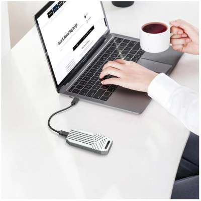 Maiwo K1695 NVMe PCIe M.2 to USB4