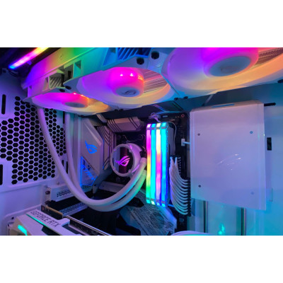 ASUS ROG STRIX LC 240 RGB White