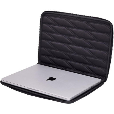 THULE Gauntlet 5 MacBook Pro Sleeve 16