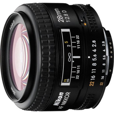 Nikon AF Nikkor 28mm f/2,8D