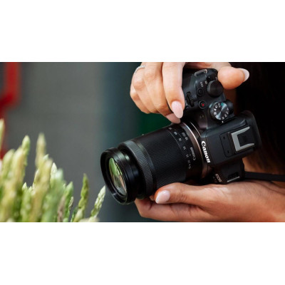 Canon EOS R10 + RF-S 18-150 IS STM (5331C048)