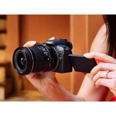 Canon EOS R10 + RF-S 18-150 IS STM (5331C048)
