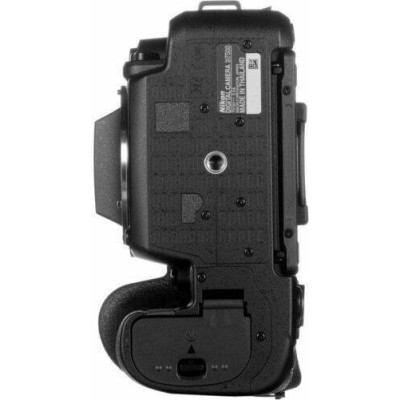 Nikon D7500 body (VBA510AE)