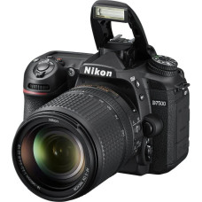 Nikon D7500 kit 18-140mm VR (VBA510K002)