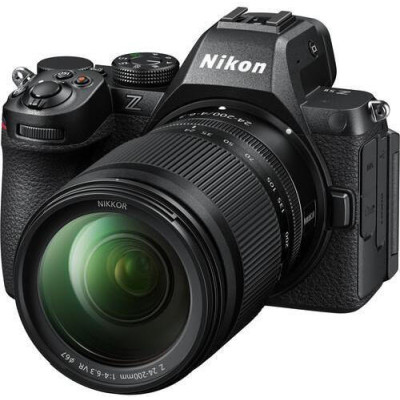 Nikon Z5 II kit 24-200mm f/4-6.3 VR
