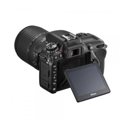 Nikon D7500 kit (18-140mm) VR