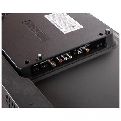 Bravis LED-32M8000 + T2