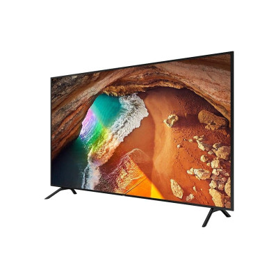 Samsung QE82Q60R