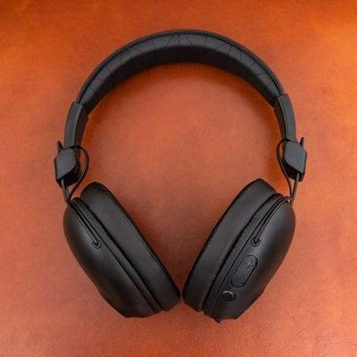 JLAB Studio Pro Wireless Over Ear Black (IEUHBASTUDIOPRORBLK4)