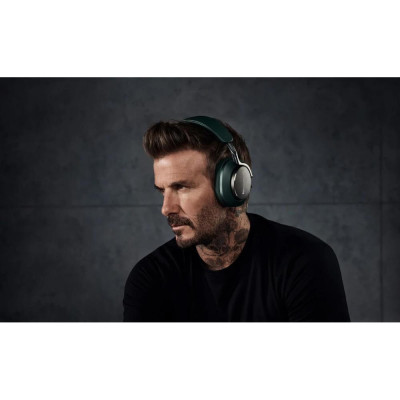 Bowers & Wilkins PX8 Dark Forest