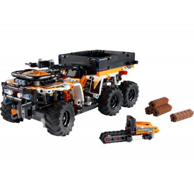 LEGO Внедорожный грузовик (42139)