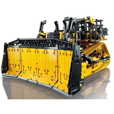 LEGO Бульдозер Cat D11 с Д/У (42131)