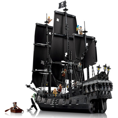 LEGO Icons Пиратский корабль капитана Джека Воробья (10365)