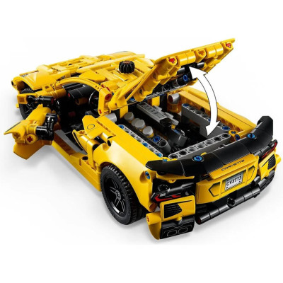 LEGO Technic Chevrolet Corvette Stingray (42205)