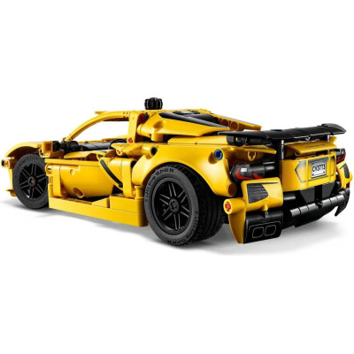 LEGO Technic Chevrolet Corvette Stingray (42205)
