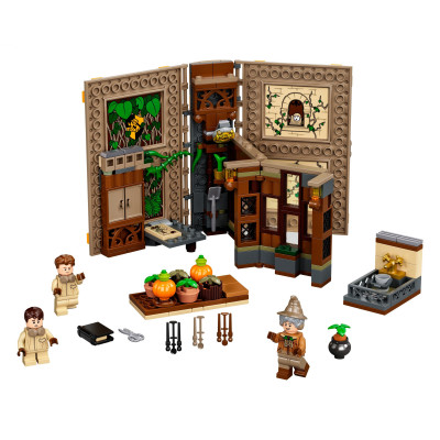 LEGO Harry Potter в Хогвартсе: урок травологии (76384)