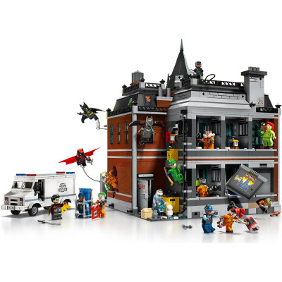 LEGO Batman Arkham Asylum (76300)