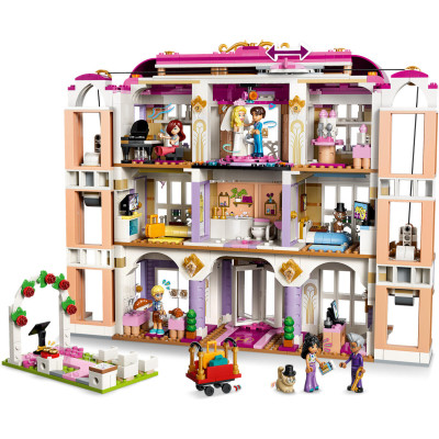 LEGO Friends Гранд-готель у Хартлейк-Сіті (42704)