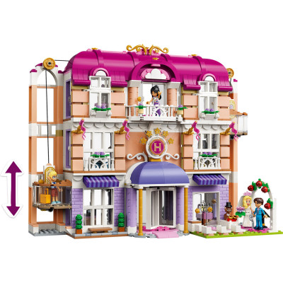LEGO Friends Гранд-готель у Хартлейк-Сіті (42704)