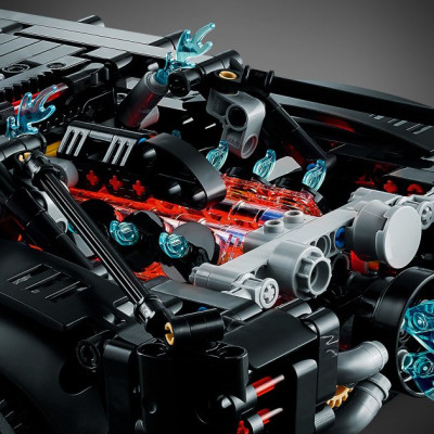 LEGO Technic Бетмен: Бетмобіль (42127)