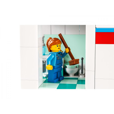 LEGO City Лікарня (60330)