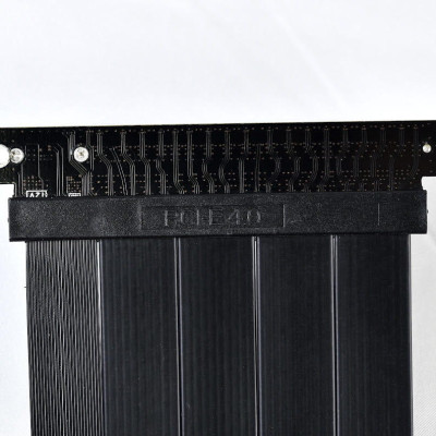 Lian Li PCIe 5.0 X16 200 mm Black (G89.PW-PCI-520X)