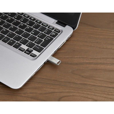 Kioxia 128 GB TransMemory U366 (LU366S128GG4)